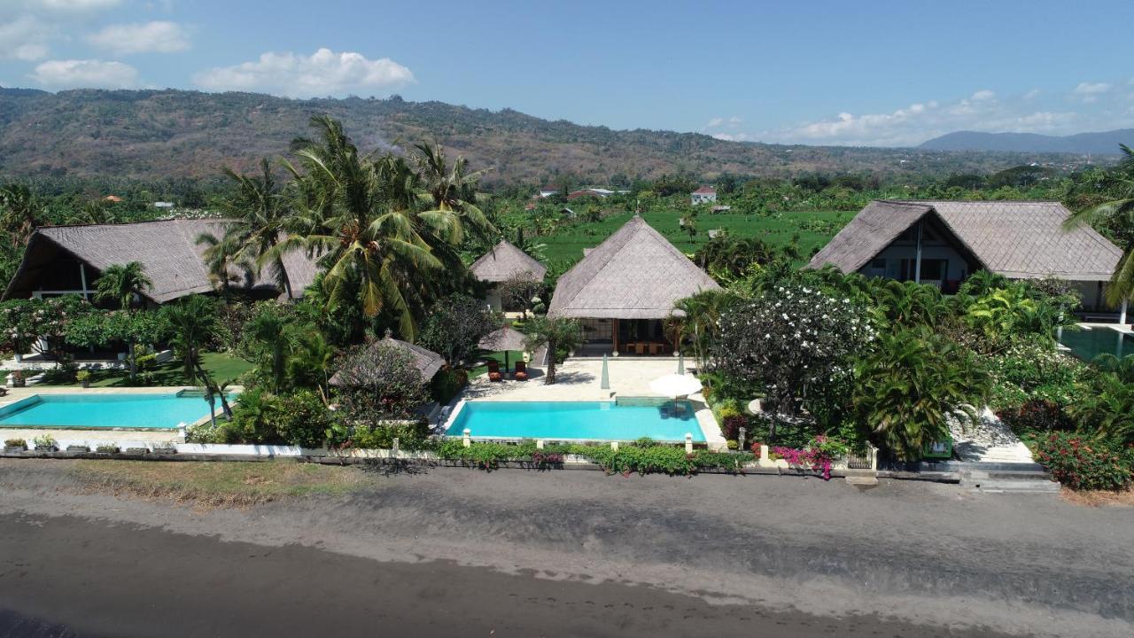 Villa Surgawi Lovina  Exterior photo